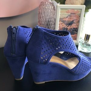 Blue Suede Shoes (wedges)
